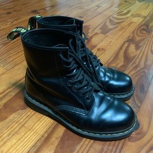1460 smooth Dr. Martens